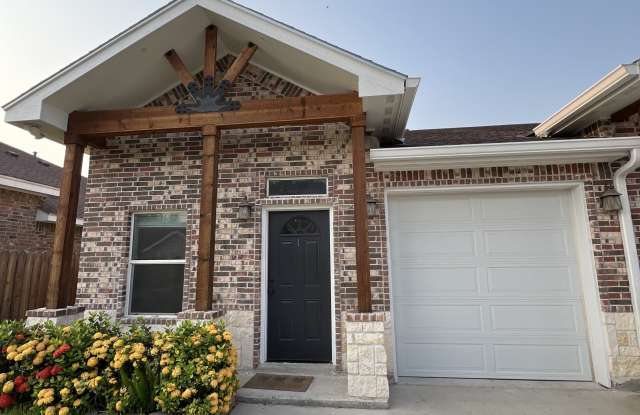 1027 Fairway Dr photos photos