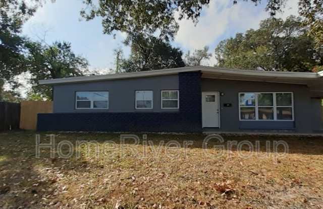 6110 Perrine Dr photos photos