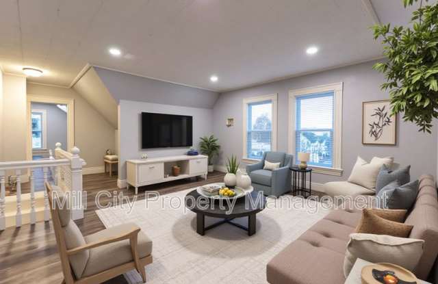 340 Pearl Street - 3 photos photos