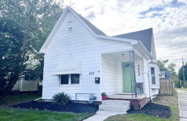 802 Wright Avenue photos photos