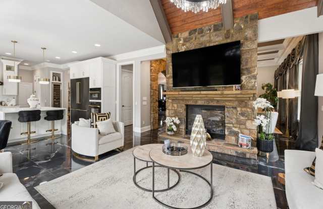 2660 Springbluff Court Gallery 4
