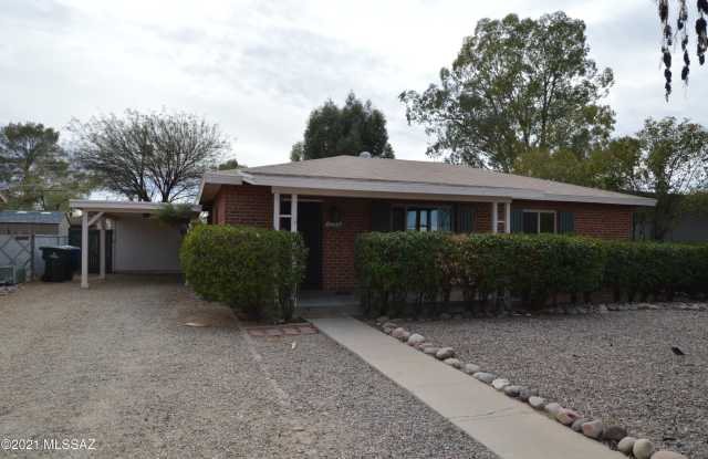 5732 E Hawthorne Street - 5732 East Hawthorne Street, Tucson, AZ 85711