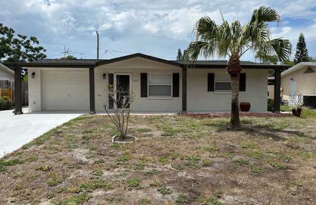 5023 Malus Dr - 5023 Malus Drive, Elfers, FL 34652