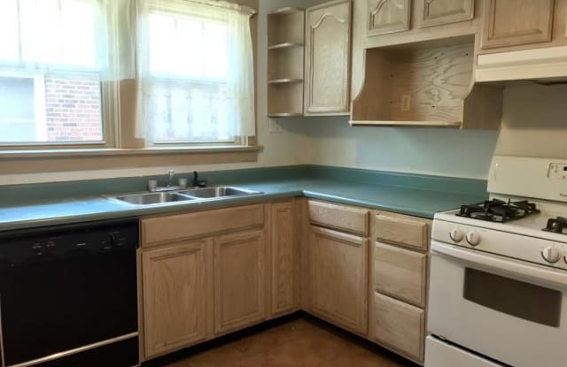 4152 Murray Ave - 4152 Murray Avenue, Pittsburgh, PA 15217