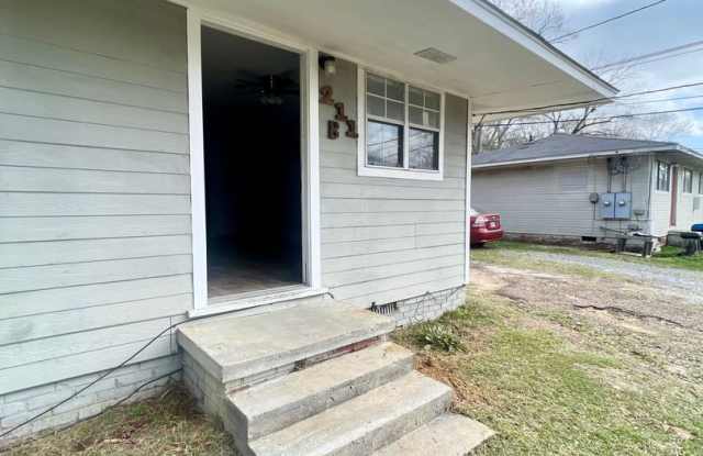 1 Bedroom/1 Bath Duplex Unit Available for Rent in Brandon! photos photos