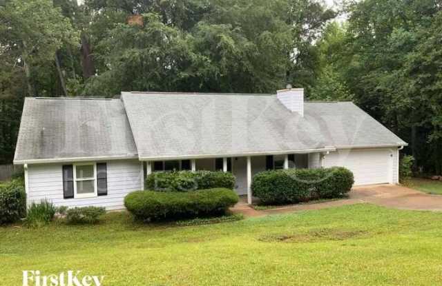 388 Scenic Lane - 388 Scenic Lane, Auburn, GA 30011