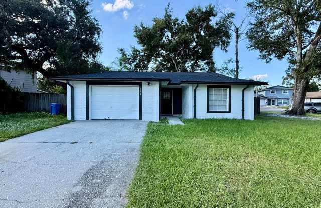 1602 Palm Leaf Dr Gallery 1
