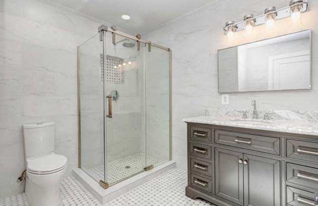 436 East Saddle River Road Gallery 2