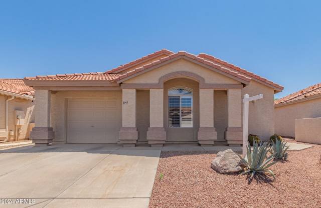 1797 E LINDRICK Drive photos photos