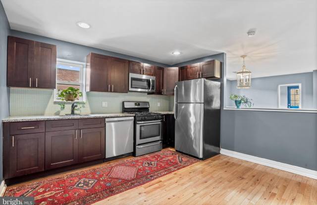 2024 S 12TH Street unit: 2 photos photos