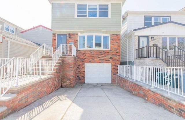 108 EVERGREEN ST photos photos 108 EVERGREEN ST photos photos