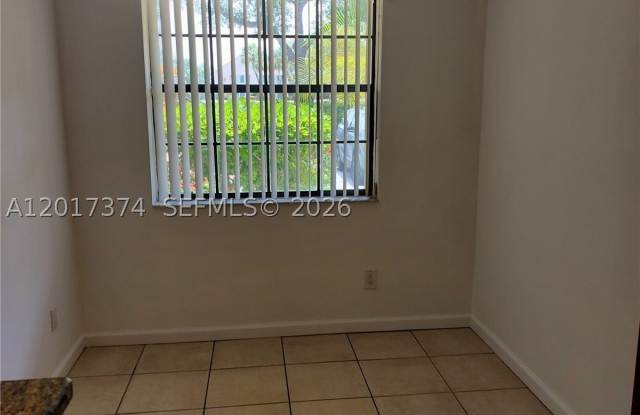 1001 Keystone Dr Gallery 3