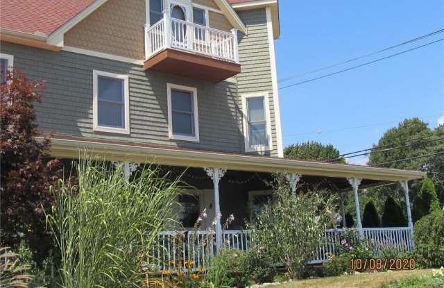 29 South Washington Avenue Gallery 2