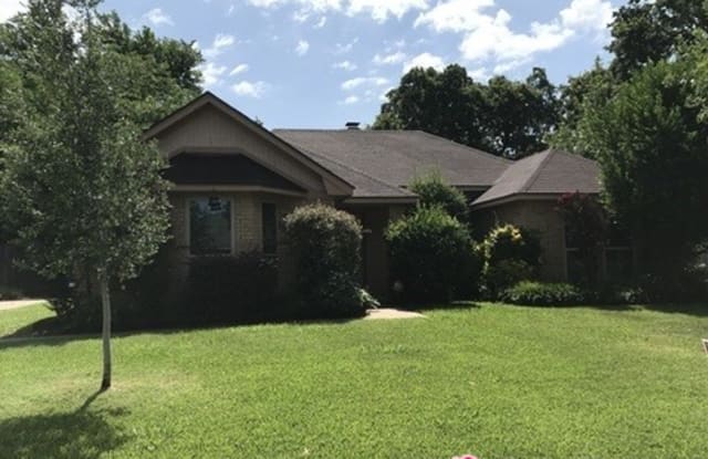 5215 Stagetrail Drive - 5215 Stagetrail Drive, Arlington, TX 76017