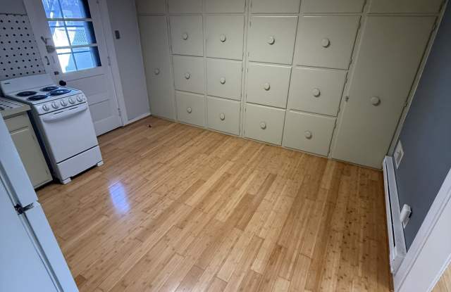 624 N Lime St APT 2 Gallery 2