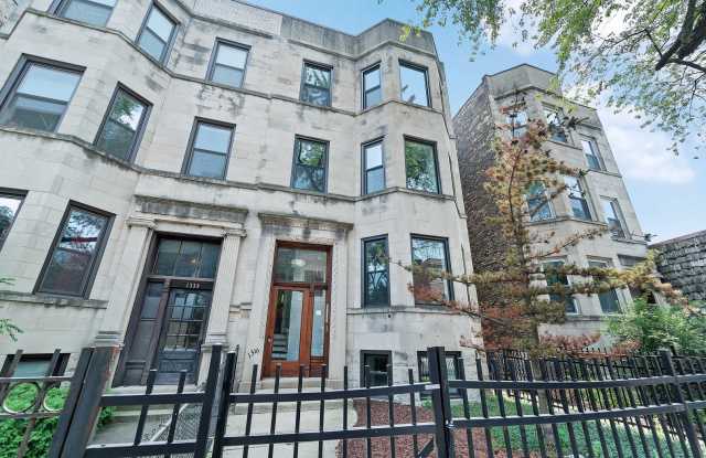 1341 W Foster Avenue - 1341 West Foster Avenue, Chicago, IL 60640