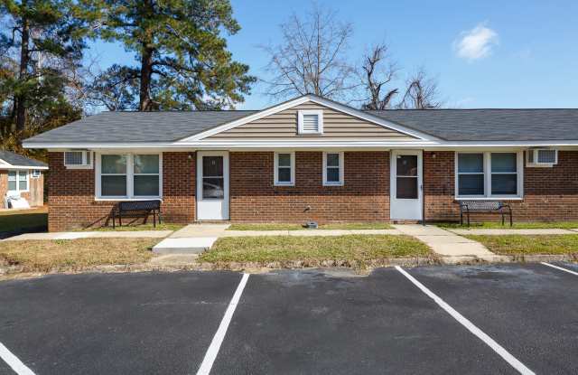 1049-A Rulnick Street A - 1049 Rulnick Street, Fayetteville, NC 28304