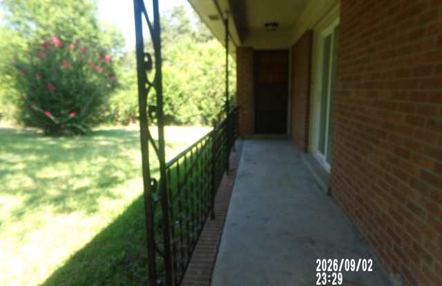 4005 Pine Forest Drive Gallery 2