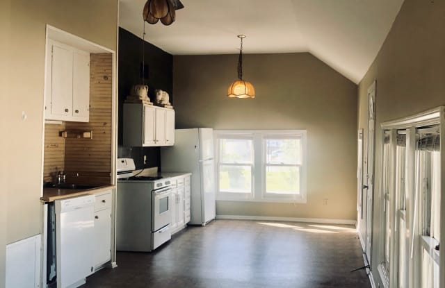 236 West 73rd Terrace - 2 - 236 W 73rd Ter, Kansas City, MO 64114