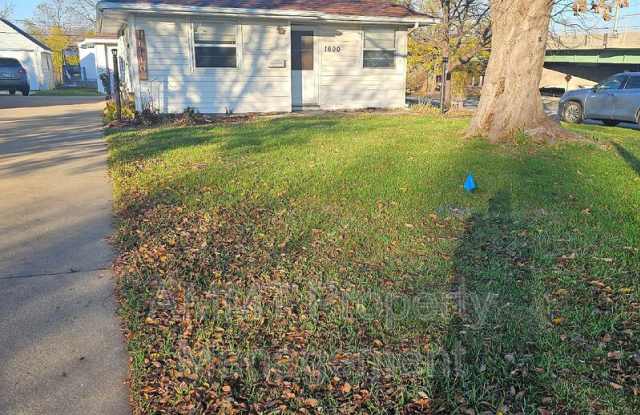 1600 13th Street Southwest photos photos