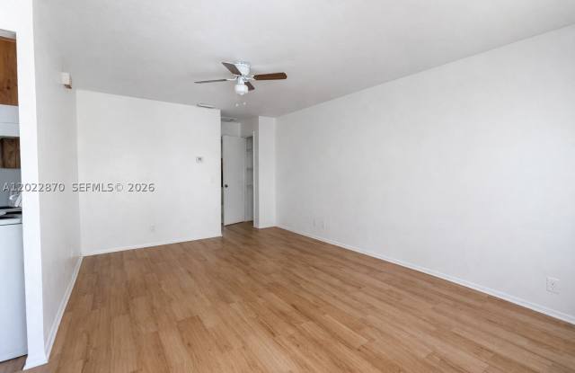 2919 Jackson Street Gallery 2