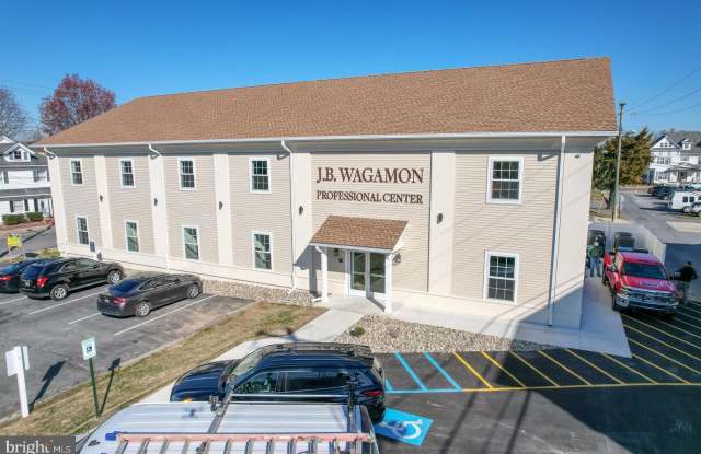 4 E LAUREL Street unit: 103 photos photos