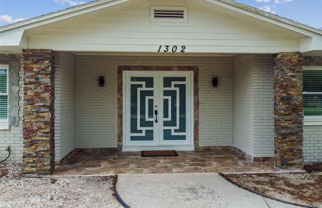 1302 BRANDONWOOD Drive Gallery 3