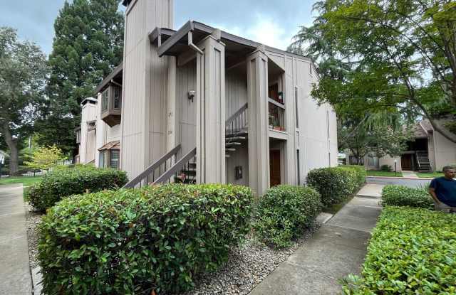$500 MOVE IN BONUS - 2BR|2BA|994SF| - Ground Floor Condo, Nice Upgrades, Refrigerator Washer  Dryer Included - Tenant pays additional $100 monthly for WS photos photos