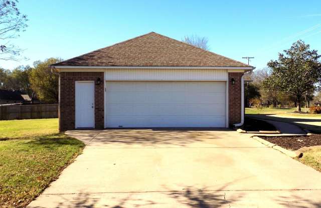 59 E Main - 59 East Main Street, Greenbrier, AR 72058