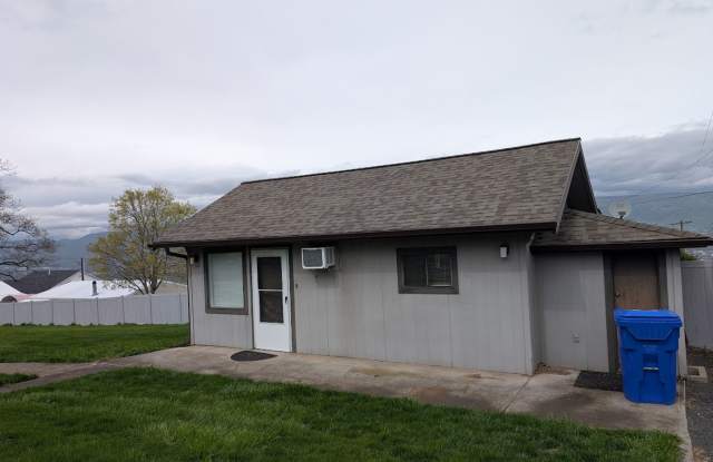 1 Bedroom Pet-Friendly Casita (Plus Bonus Spaces!) photos photos