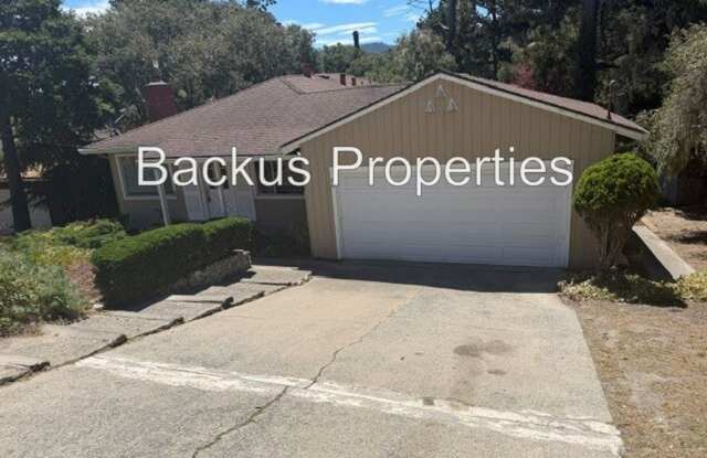 Large two-story home close to Del Monte Shopping Center in Monterey photos photos