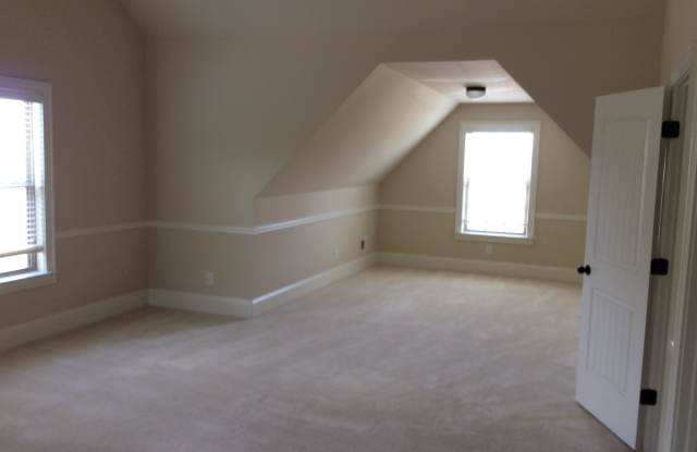 14 Landings Dr Gallery 4