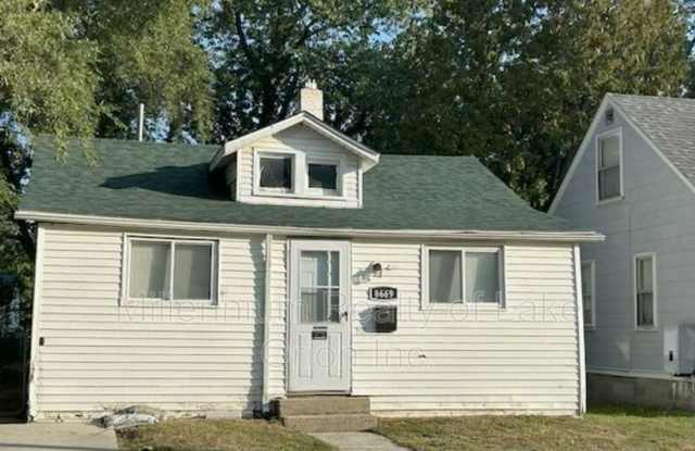 8669 Hupp Ave photos photos