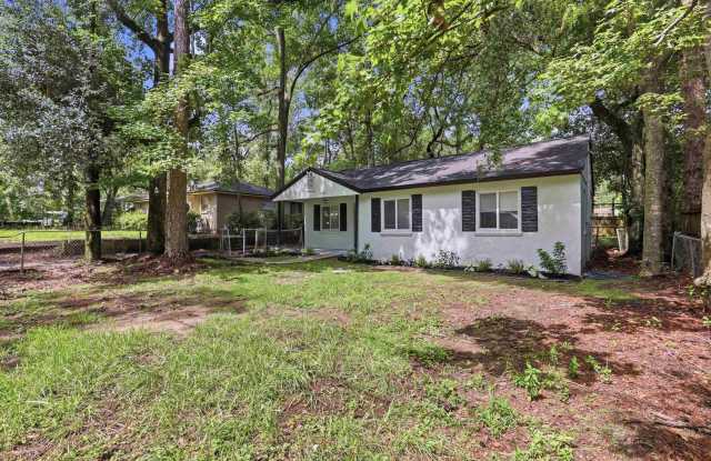 3000 Fairview Drive Gallery 3