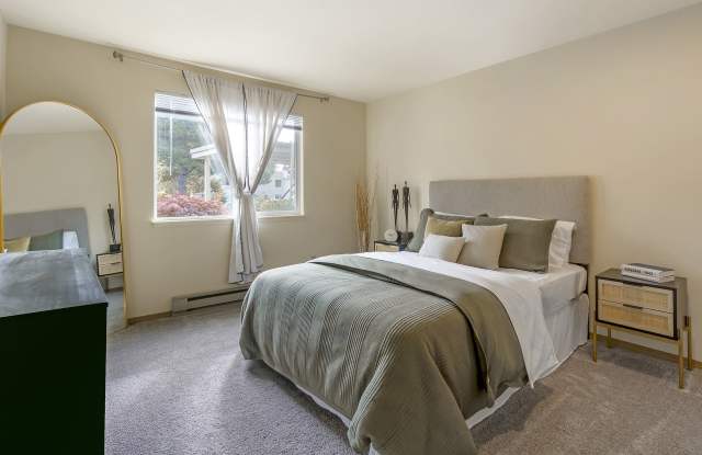 Alderwood Heights Gallery 4