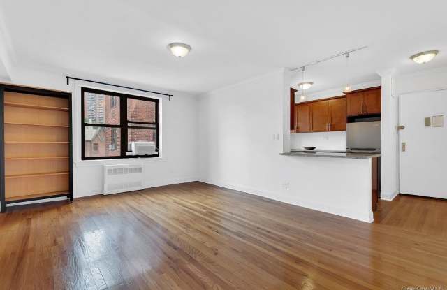 269 BENNETT Avenue unit: 7H - 269 Bennett Avenue, New York City, NY 10040