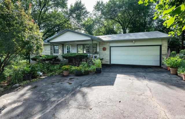 3-bedroom, corner lot, full basement! photos photos
