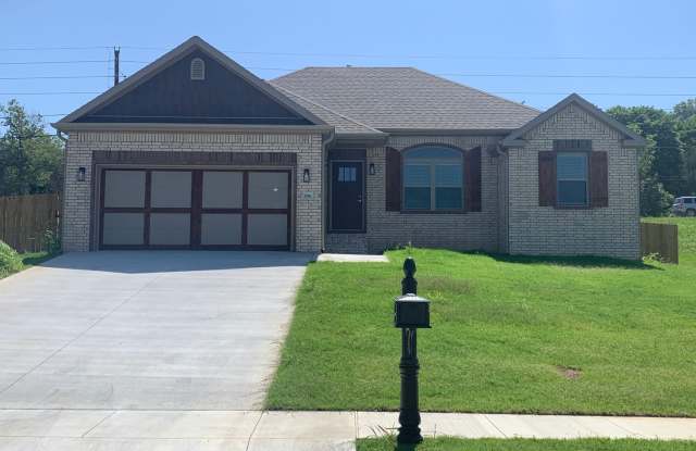 Charming Three Bedroom Single Family Home for Lease! photos photos