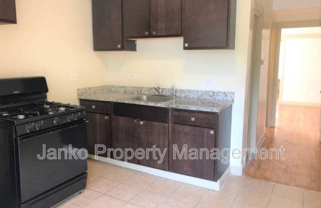 610 E 71st St photos photos