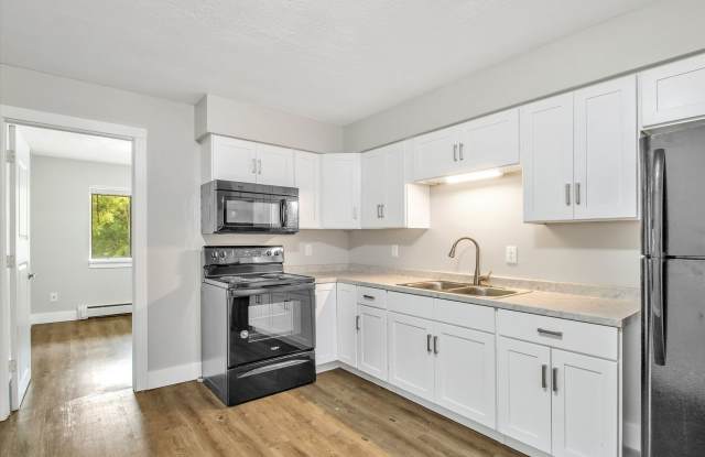 Birchwood Apartments (BW Apartments LLC) photos photos
