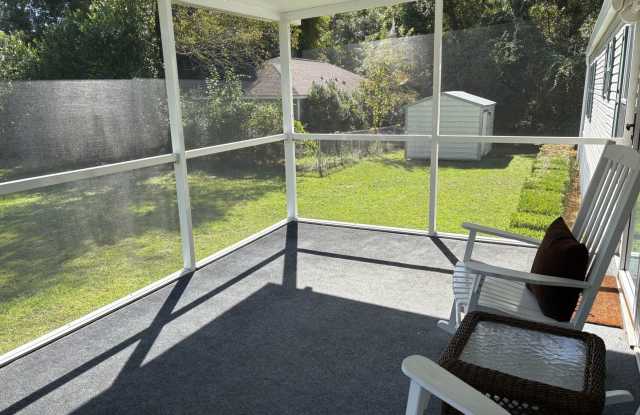 3 Bedroom in Crawfordville Available Now! photos photos