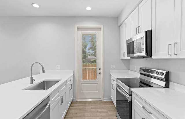 816 NW 7th Pl - New Construction Gallery 4