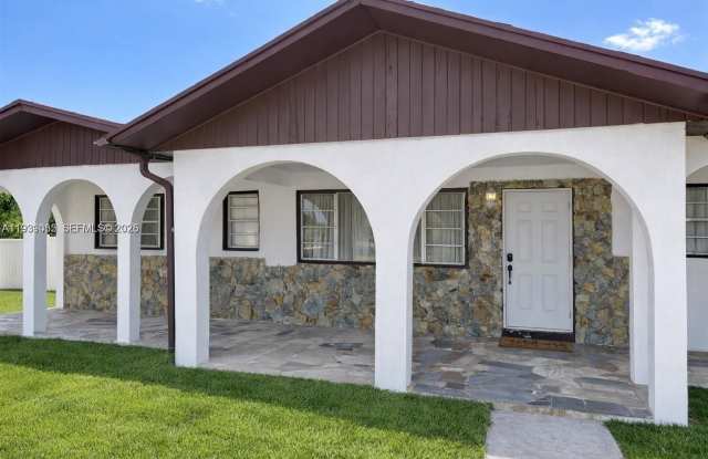 3440 NW 206th St A photos photos