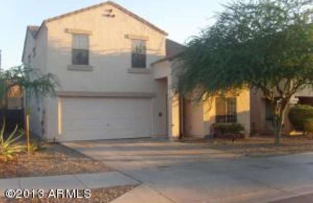 large home close to shopping photos photos