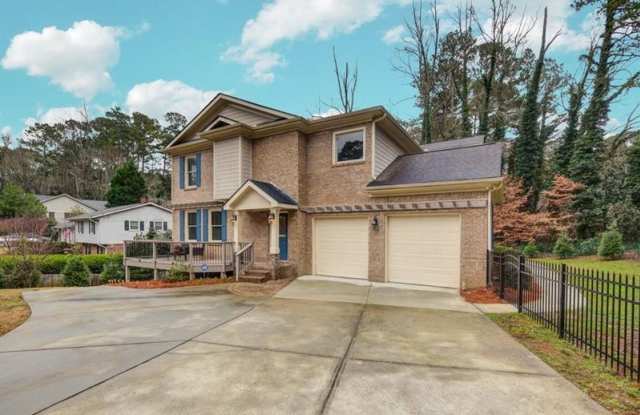 2425 Flair Knoll Drive NE Gallery 2