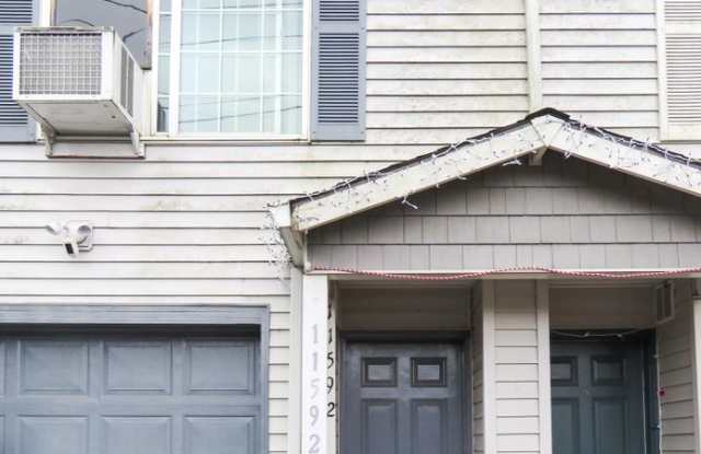 2 Bedroom Plus Bonus Room - Tigard Townhome Home Available Soon !!! photos photos
