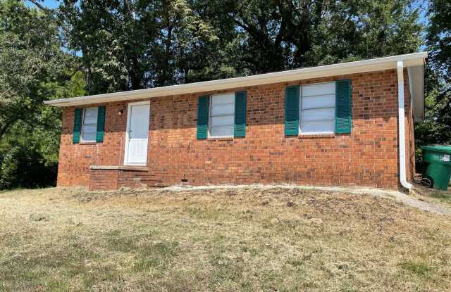 3 Bed, 1 Bath brick home located in Highpoint! photos photos