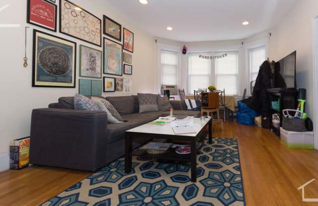 HOT BROOKLINE LISTING!!!!! photos photos