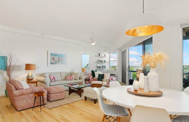 260 Dune Road photos photos