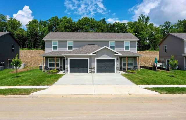 3 Bedroom in Pleasant Hill, MO~Coming January!! - 815 Pampas Street, Pleasant Hill, MO 64080